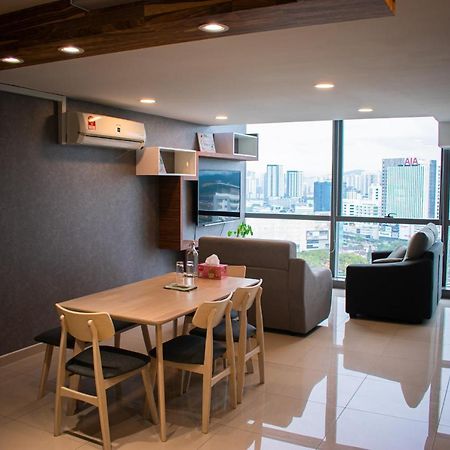 Netflix-Pinnacle Pj, Fantastic City View, 1-6 Guests Designed Duplex Home By Flexihome-My ペタリンジャヤ エクステリア 写真