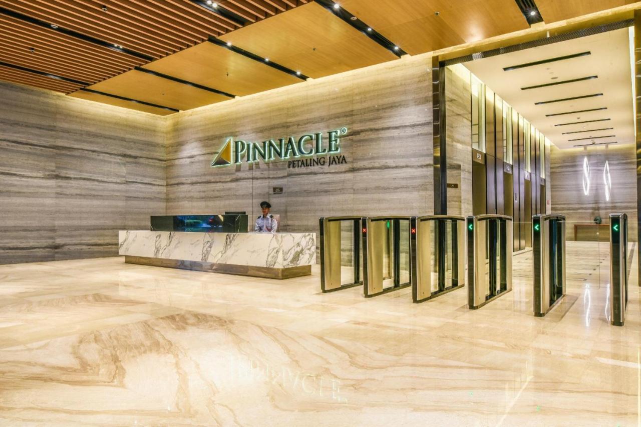 Netflix-Pinnacle Pj, Fantastic City View, 1-6 Guests Designed Duplex Home By Flexihome-My ペタリンジャヤ エクステリア 写真