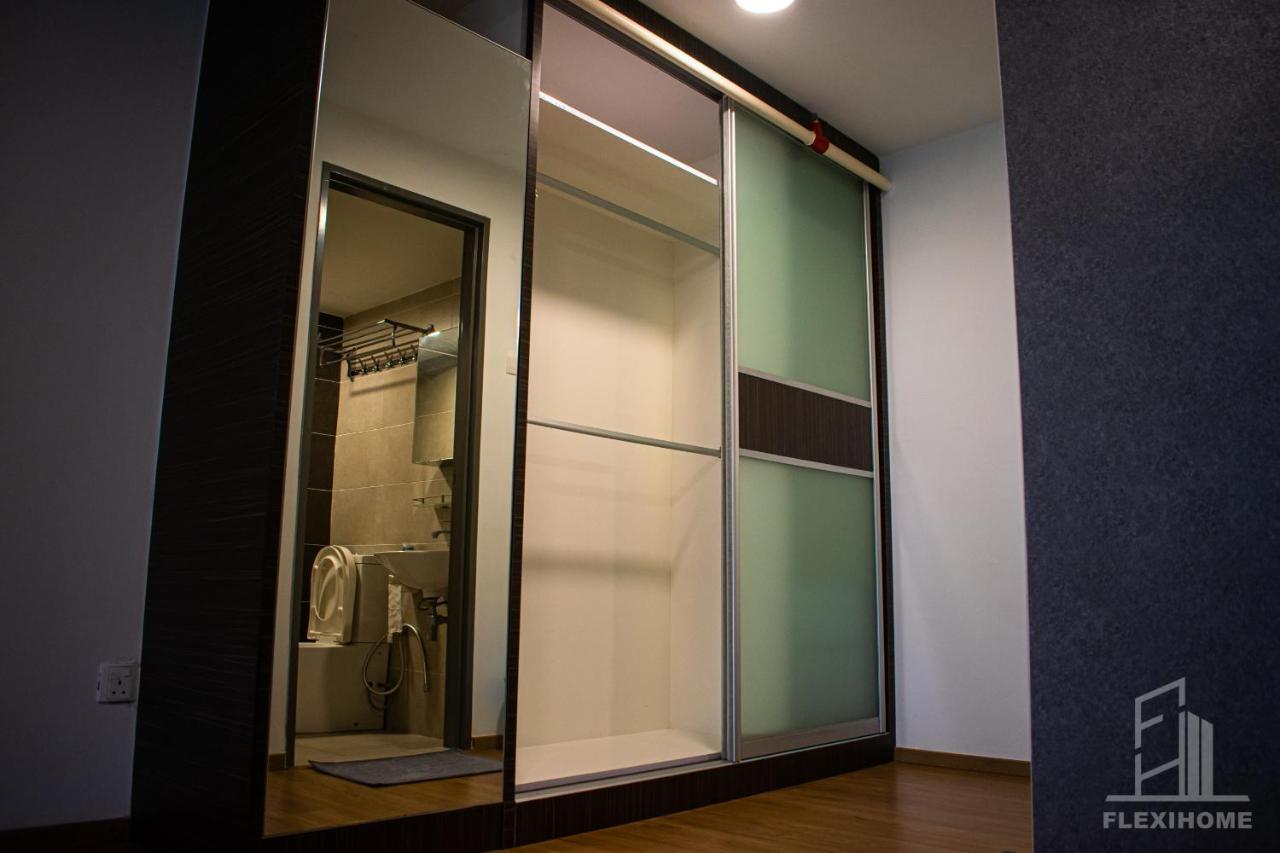 Netflix-Pinnacle Pj, Fantastic City View, 1-6 Guests Designed Duplex Home By Flexihome-My ペタリンジャヤ エクステリア 写真