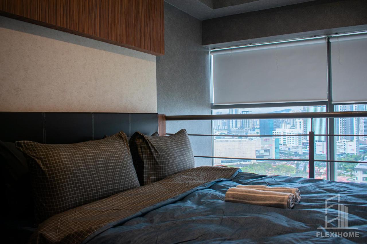 Netflix-Pinnacle Pj, Fantastic City View, 1-6 Guests Designed Duplex Home By Flexihome-My ペタリンジャヤ エクステリア 写真