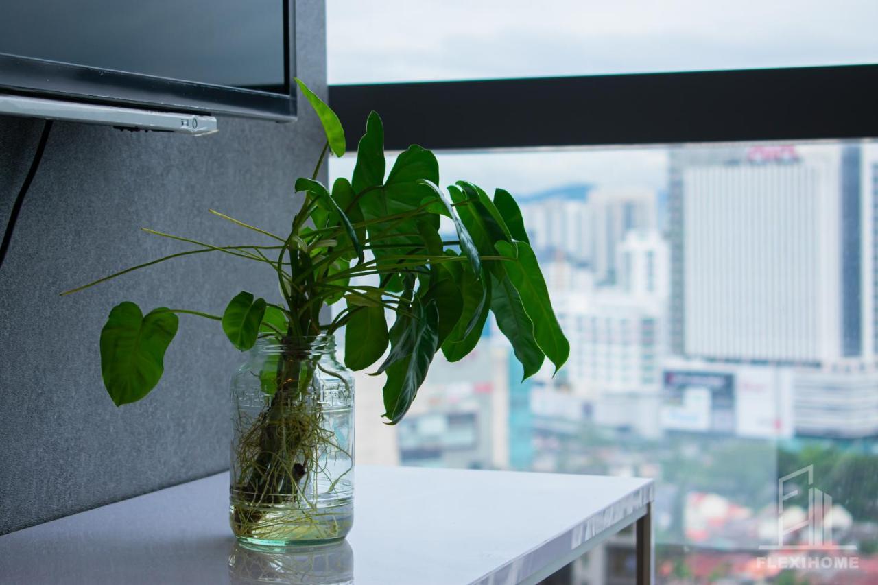 Netflix-Pinnacle Pj, Fantastic City View, 1-6 Guests Designed Duplex Home By Flexihome-My ペタリンジャヤ エクステリア 写真