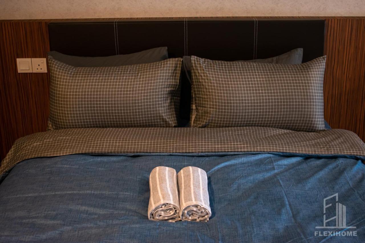 Netflix-Pinnacle Pj, Fantastic City View, 1-6 Guests Designed Duplex Home By Flexihome-My ペタリンジャヤ エクステリア 写真