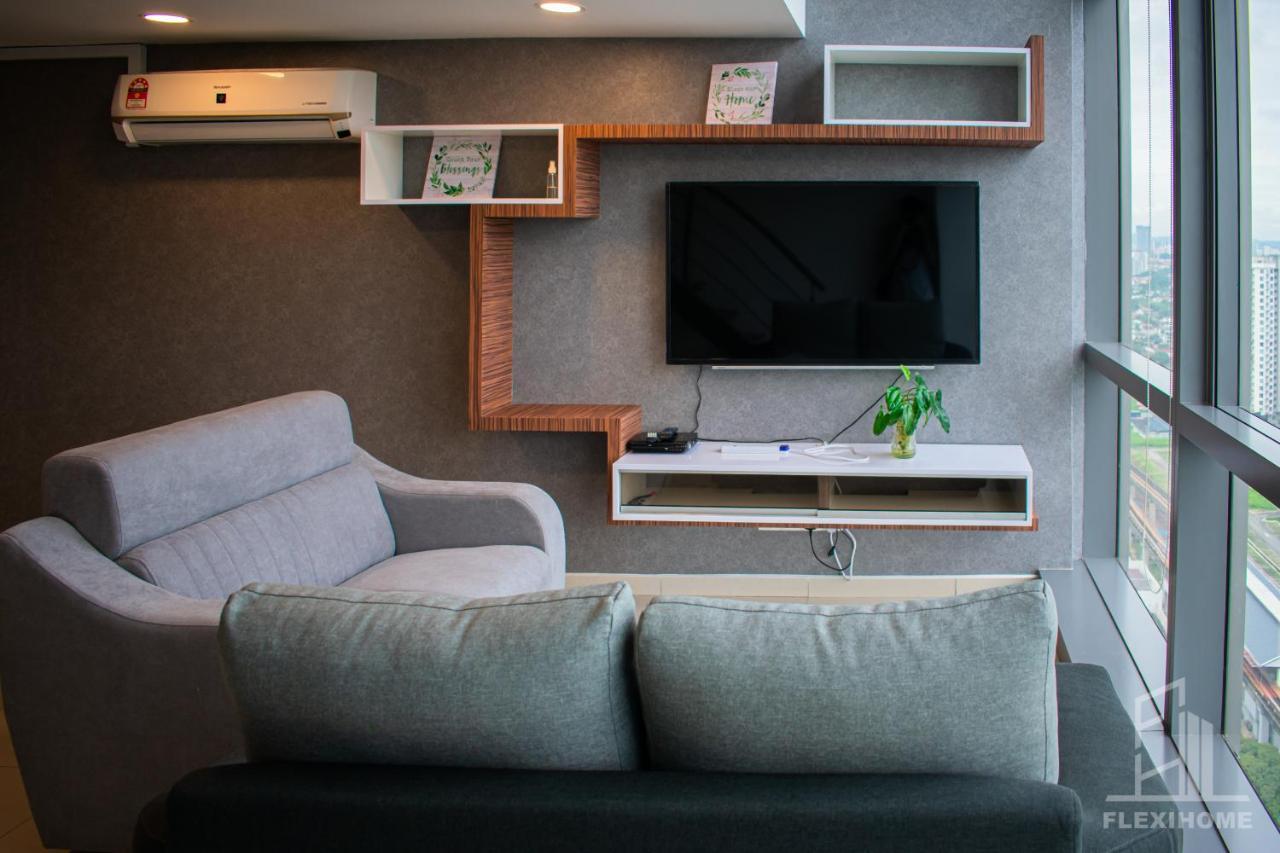Netflix-Pinnacle Pj, Fantastic City View, 1-6 Guests Designed Duplex Home By Flexihome-My ペタリンジャヤ エクステリア 写真