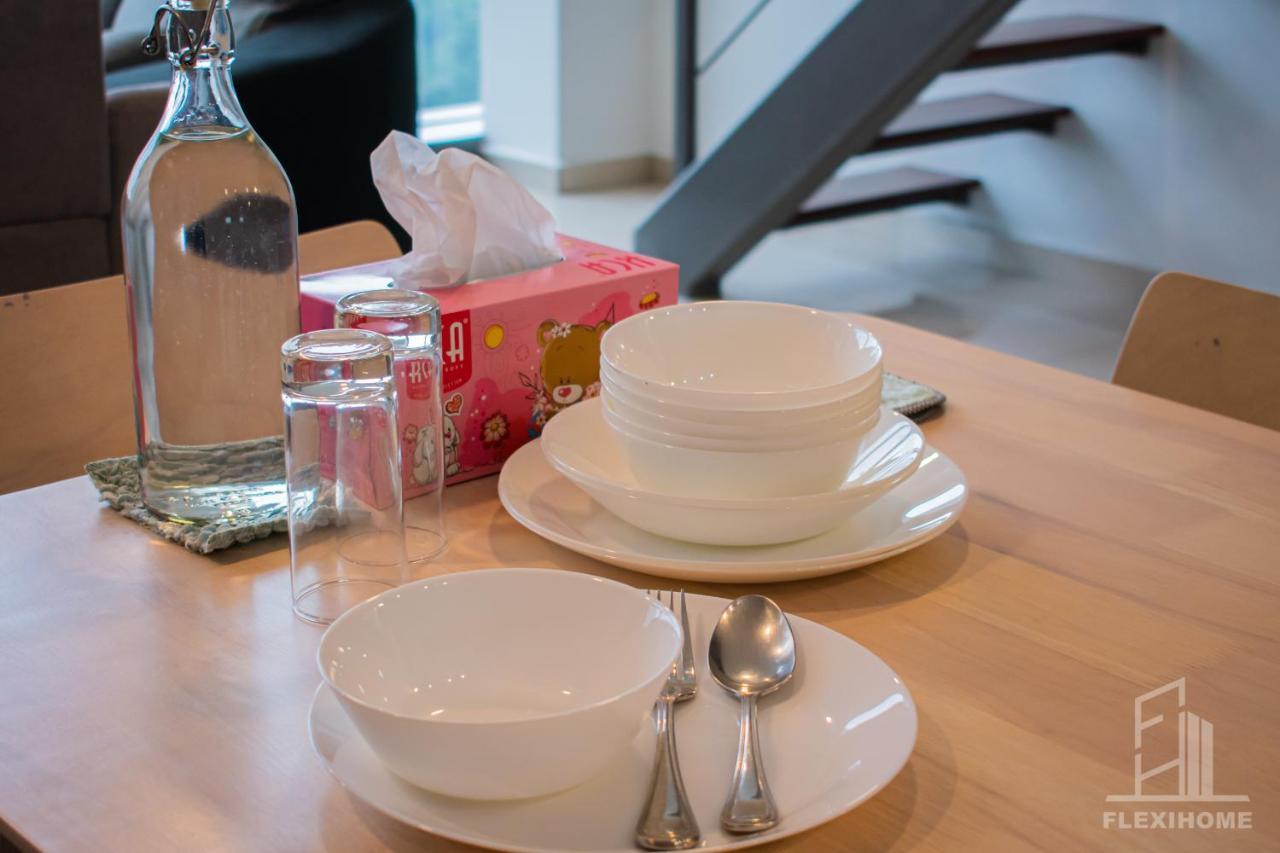 Netflix-Pinnacle Pj, Fantastic City View, 1-6 Guests Designed Duplex Home By Flexihome-My ペタリンジャヤ エクステリア 写真