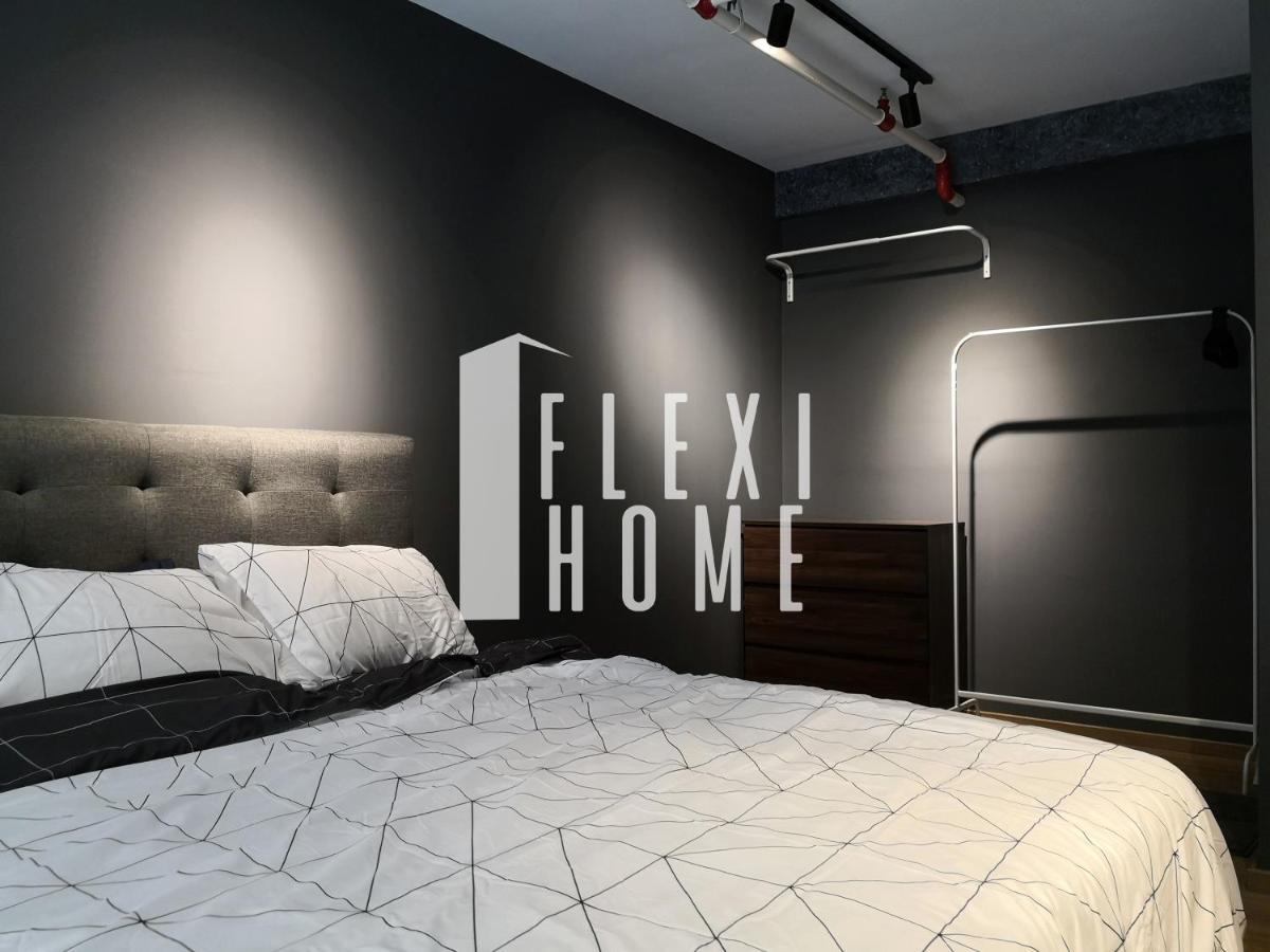 Netflix-Pinnacle Pj, Fantastic City View, 1-6 Guests Designed Duplex Home By Flexihome-My ペタリンジャヤ エクステリア 写真